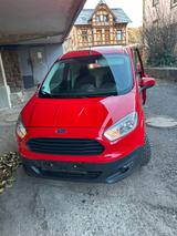 Ford Transit Courier - scheckheftgepflegte Ford Courier