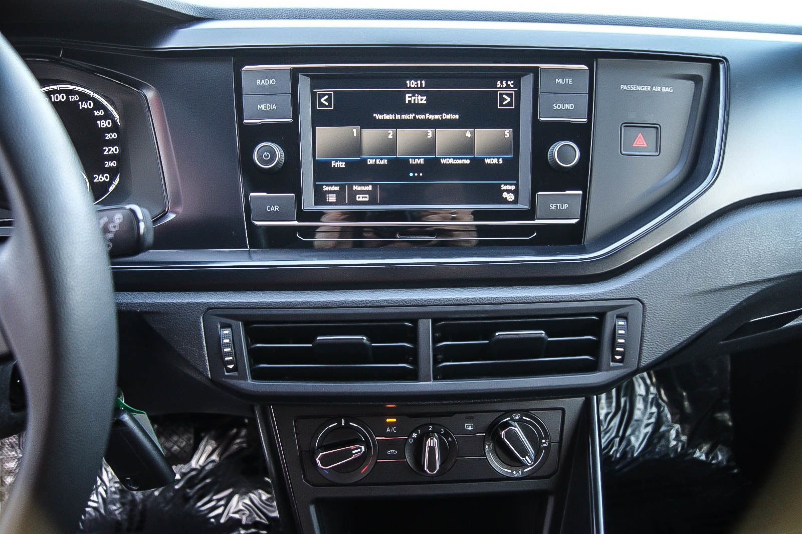 Fahrzeugabbildung Volkswagen Polo VI Trend 1.0 BMT ENERGETIC-ORANGE PDC KLIMA