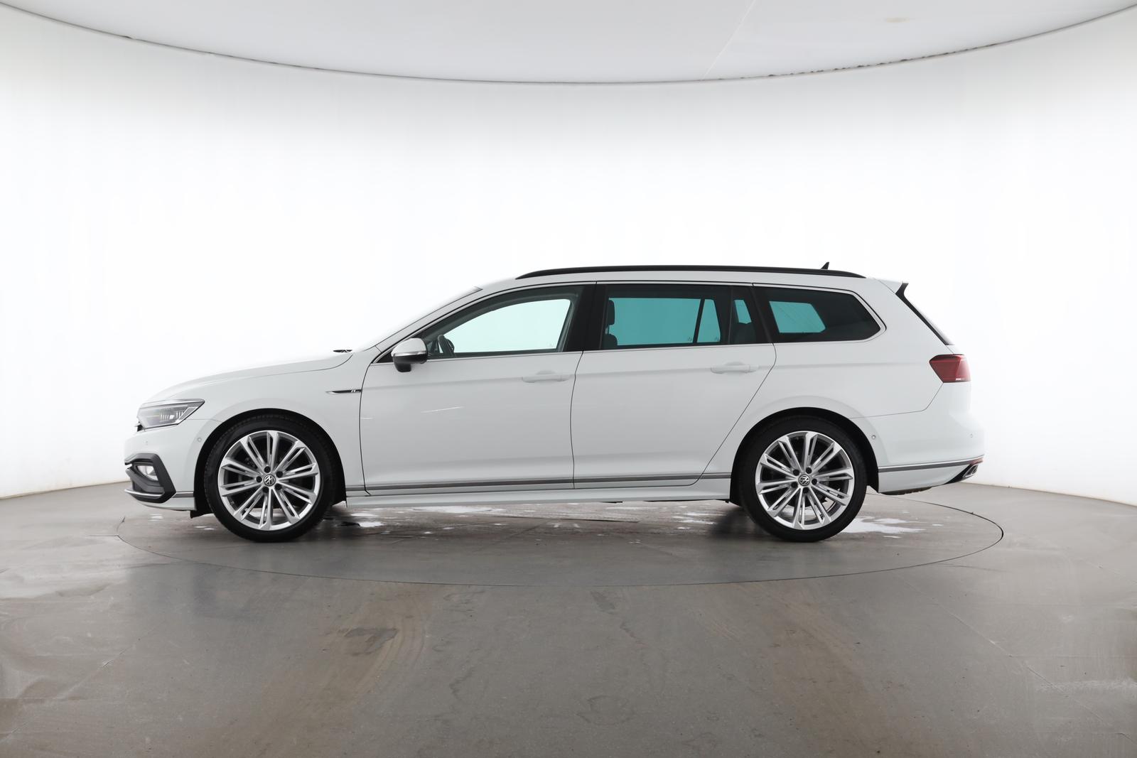 Volkswagen Passat Variant 2.0 TDI DSG 4MOTION R-Line | NAVI