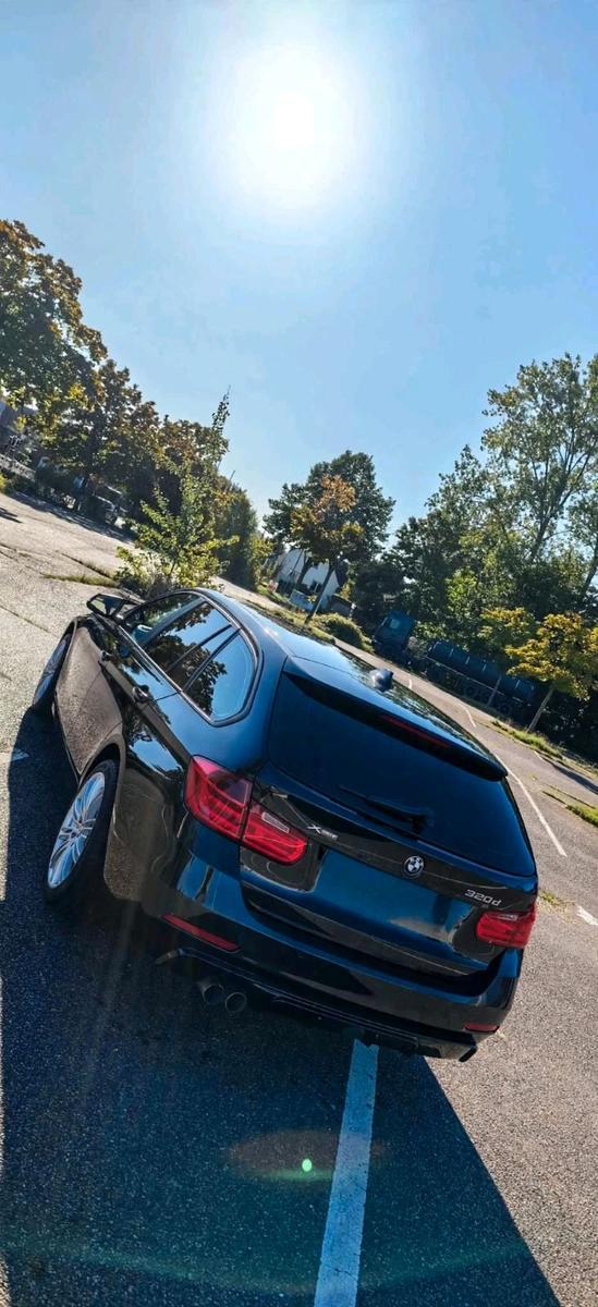 BMW 320 2013 — rear view