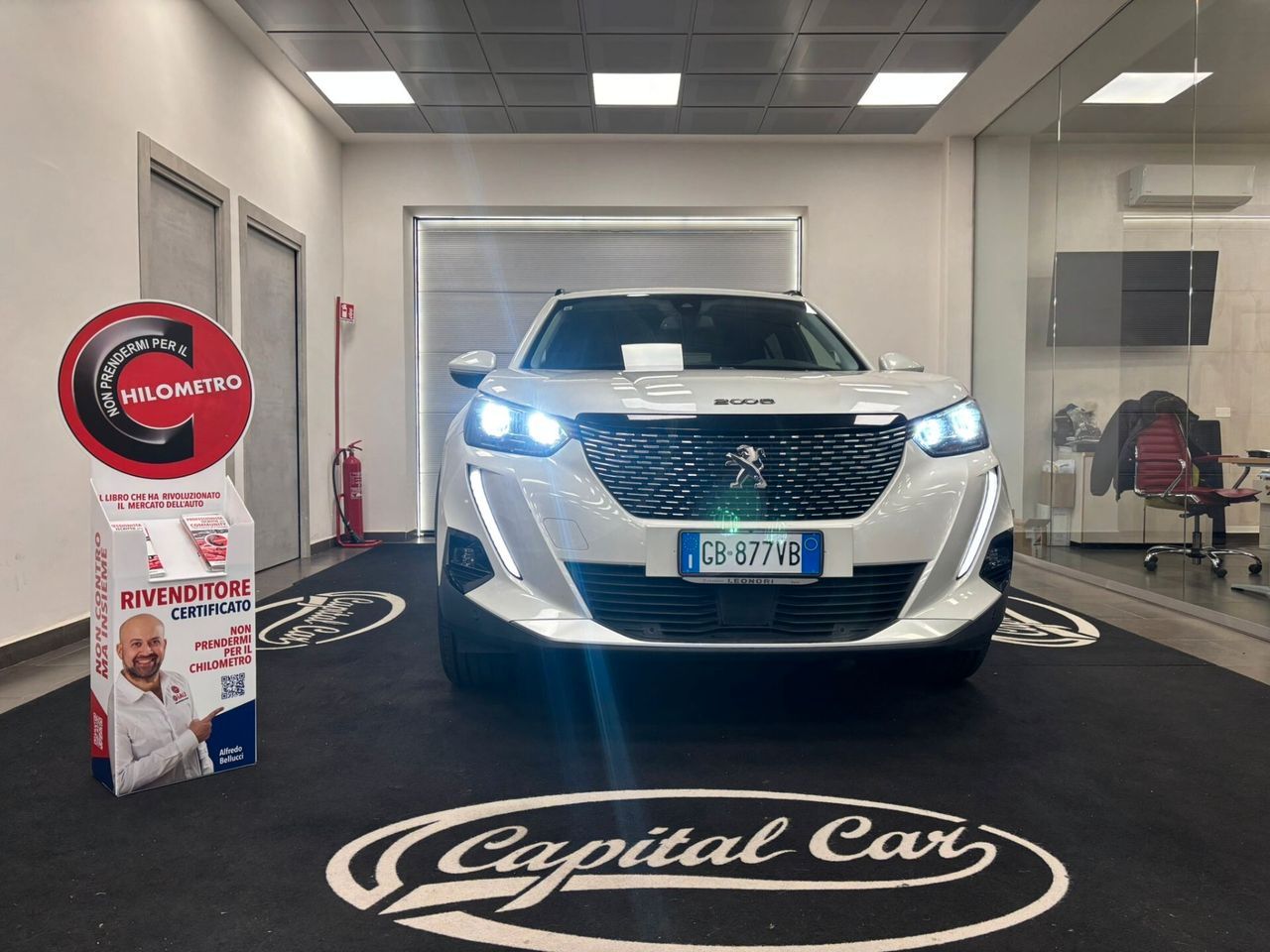 Peugeot 2008 PureTech 130 GPL S&S Allure imagem 2