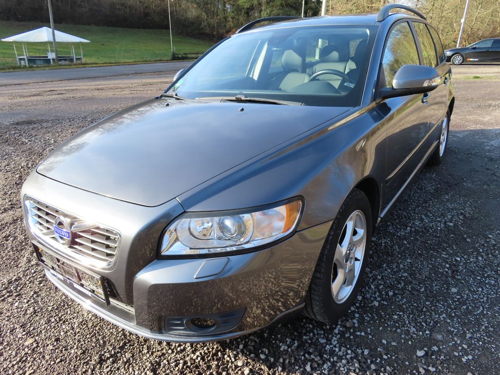Volvo V50