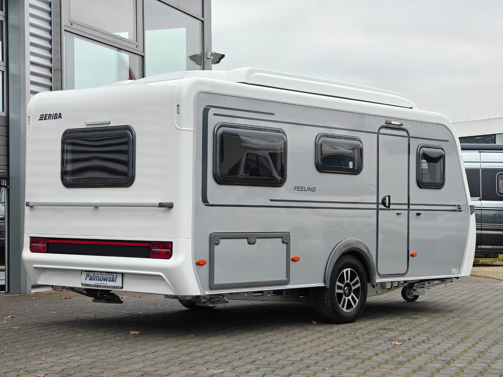 Fahrzeugabbildung HYMER / ERIBA / HYMERCAR Feeling 425 SD - MESSE-NEUHEIT 2026! -