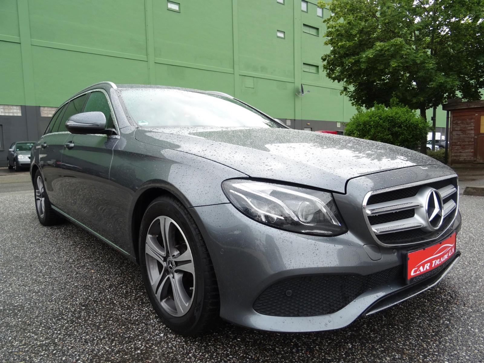Mercedes-Benz E 220  T-Modell  220 d