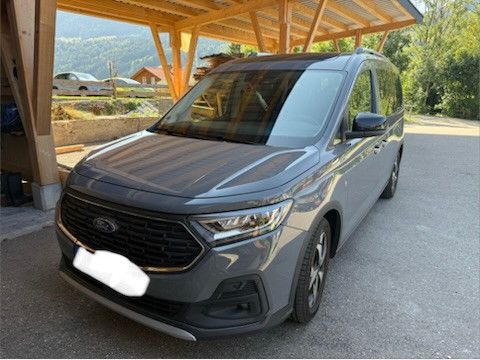 Image of Ford Grand Tourneo