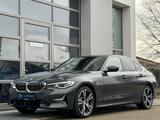 BMW 330e ACC*LUXURY*LASER*HARMAN*HEAD UP*KAM*KEY*19' - BMW 330 in Leverkusen