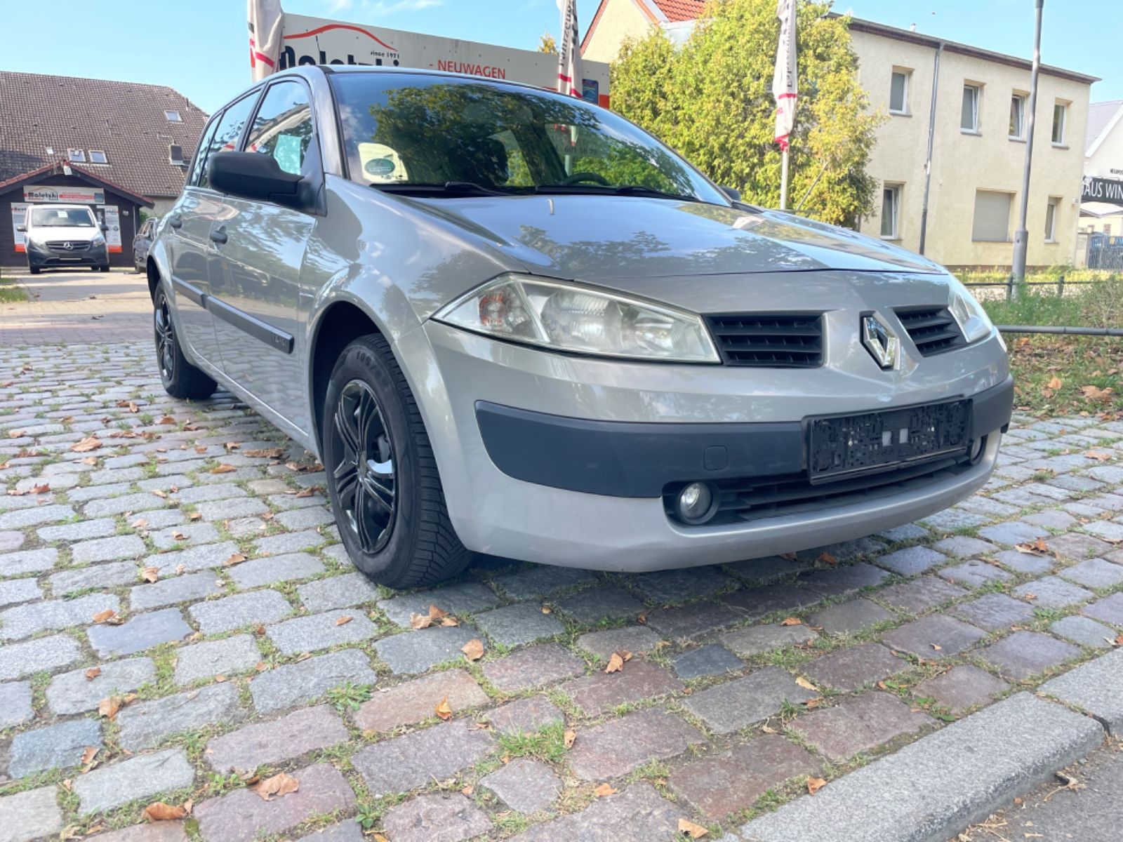 Fahrzeugabbildung Renault Megane II 1.4 Comfort Authentique*Klima*CD*