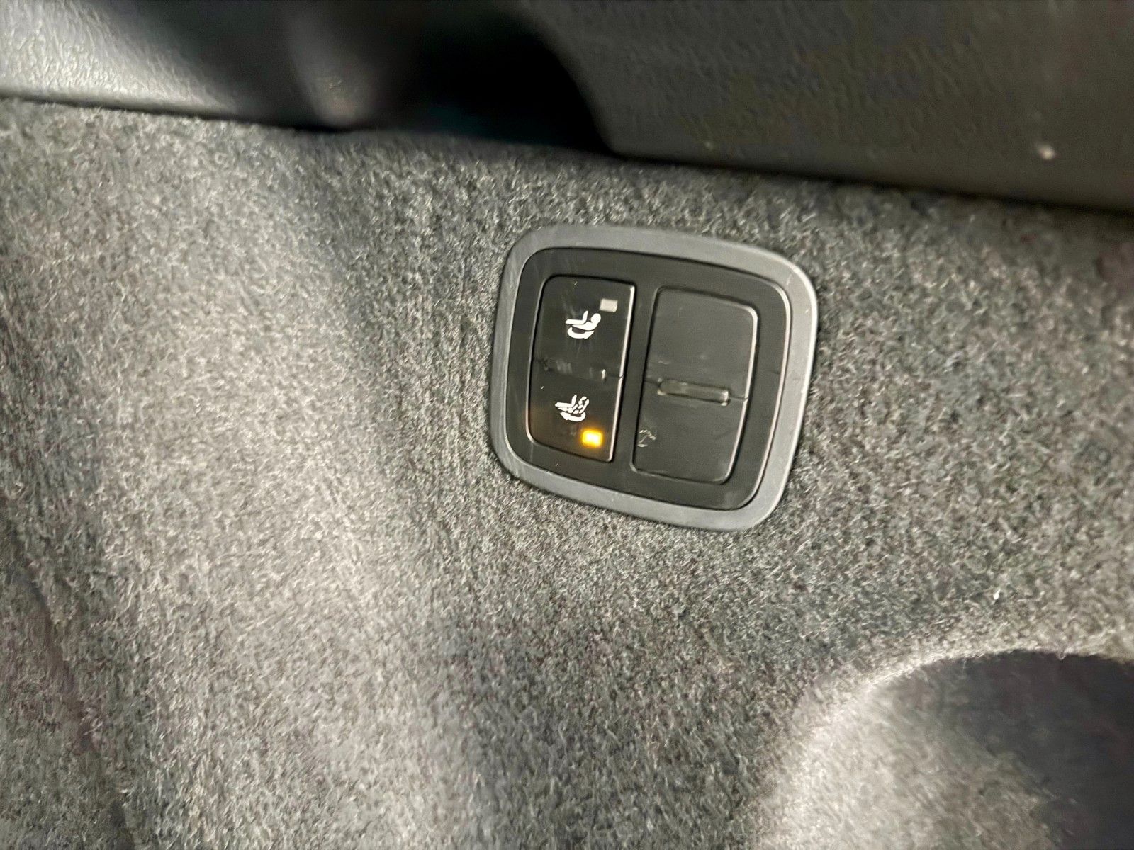 Fahrzeugabbildung Porsche Macan S PDK AHK/21"Zoll/DAB/LED