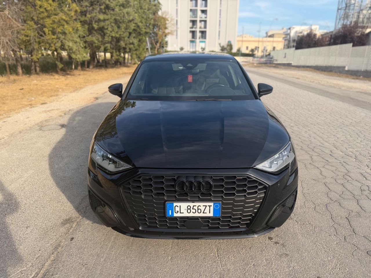 Audi A3 SPB 35 TDI S line edition IDENTITY BLACK imagem 2