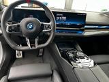 BMW i5 M60 xDrive  - BMW i5: M60