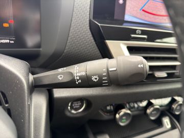 Citroën C4 Max Hybrid 145 Kam.+KeyLess+LED+Navi+SHZ
