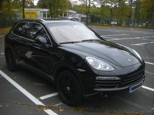 Porsche CAYENNE DIESEL LEDER NAVI AHK PANORAMA