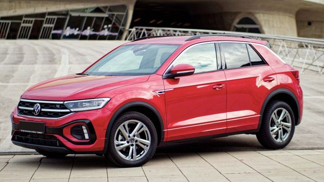 Volkswagen T-ROC "R-Line" 1.5 110kW DSG Kingsred - ne...