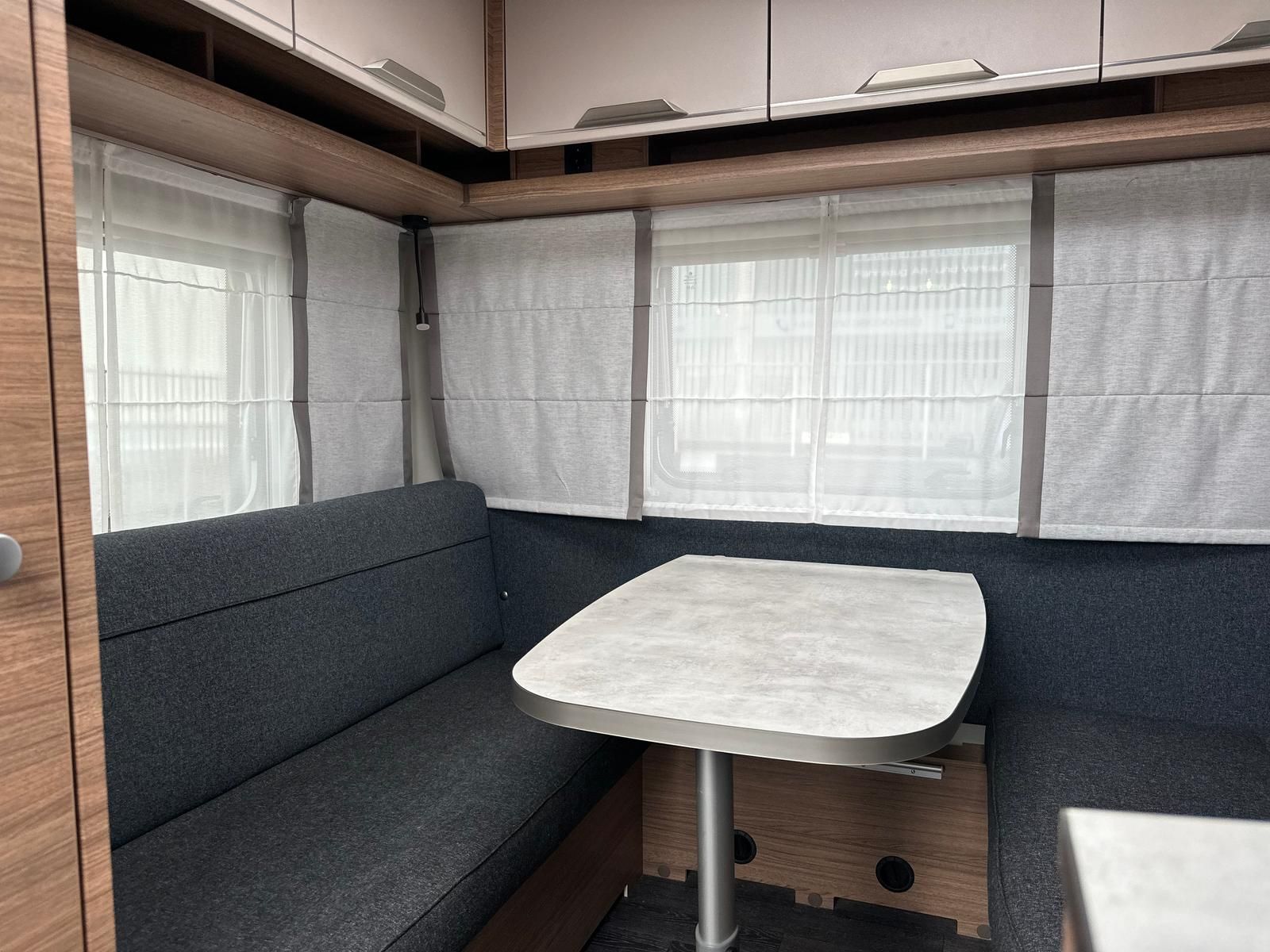 Fahrzeugabbildung Knaus SPORT 420 QD KÜHL/PANO/AL-KO/PLUS-PAKET