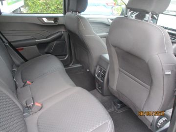 Ford Kuga Titanium 5J Garantie + Winterpaket + Kamera