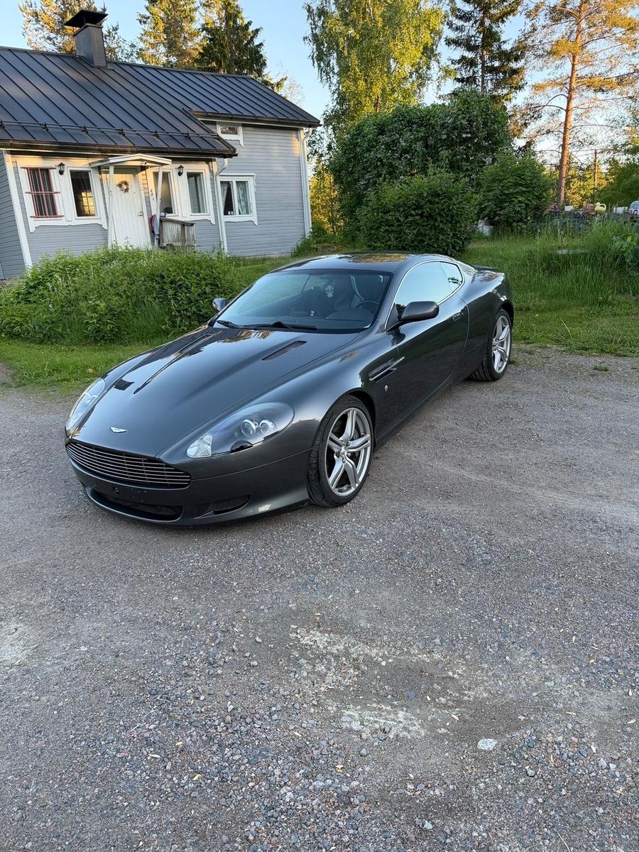 Aston Martin DB9 5.9 Touchtronic -