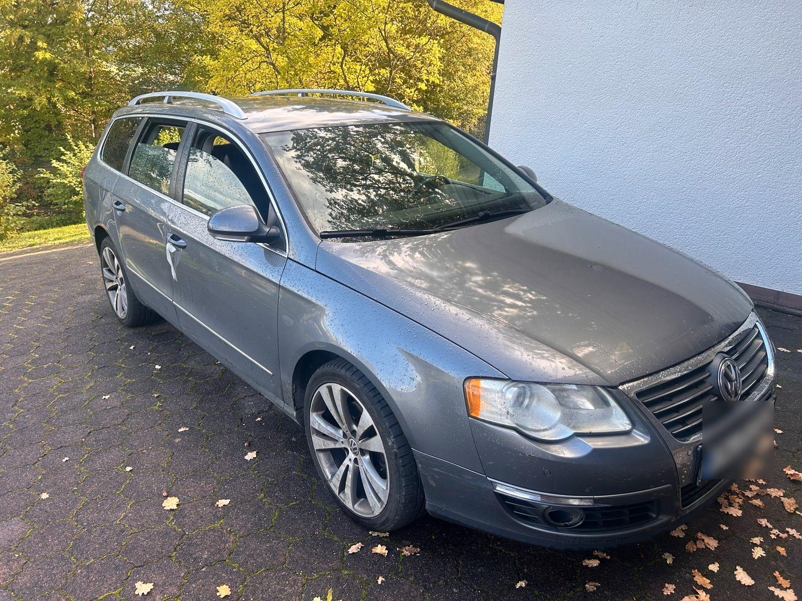 Volkswagen Passat 2006 — rear view