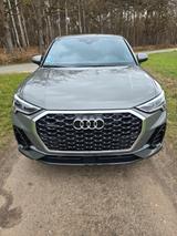 Audi Q3 40 TFSI quattro S tronic -