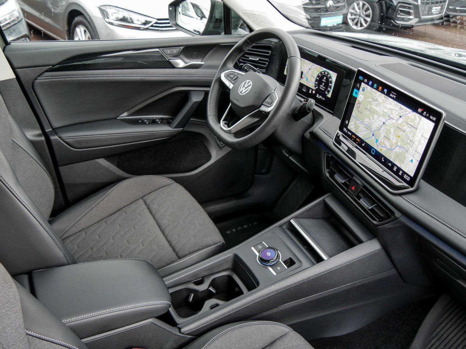 Volkswagen Tiguan 1.5 TSI eHybrid Life AHK HUD ACC DCC LENK foto 3