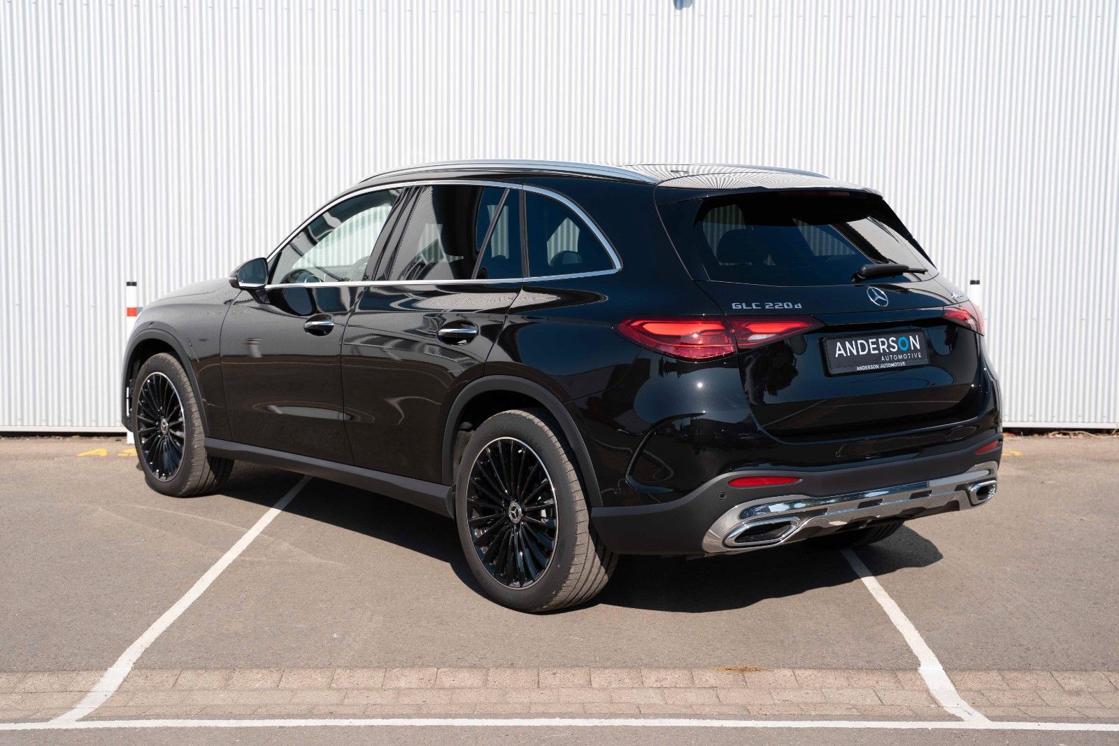 Fahrzeugabbildung Mercedes-Benz GLC 220D AMG PREM. 4MATIC BURM MBUX 20" 1.HD AHK