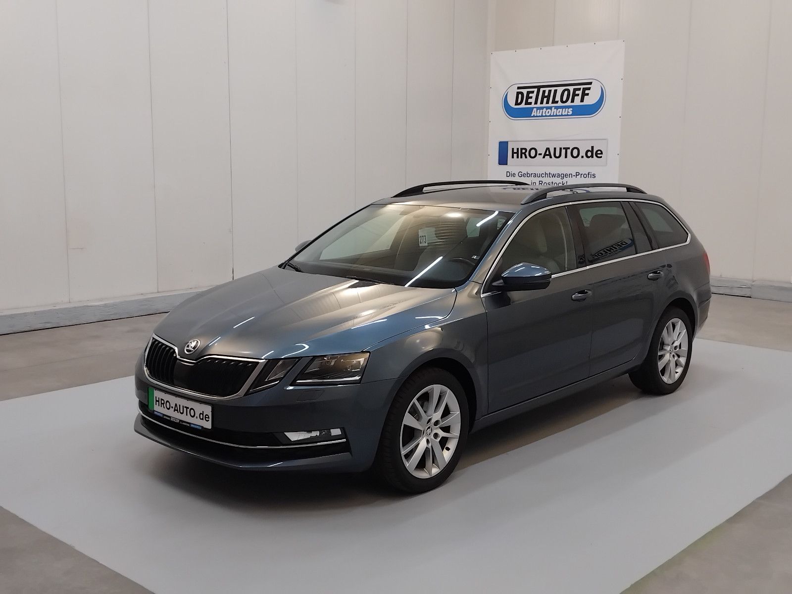 Skoda Octavia (02/2018, Benzin)