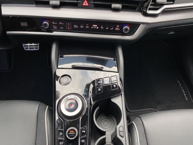 Fahrzeugabbildung Kia Sportage GT-LINE PLUG-IN HYBRID 4WD 1.6 T-GDI *P