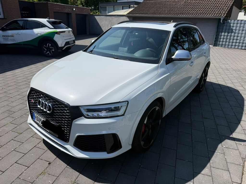 Image of Audi RSQ3