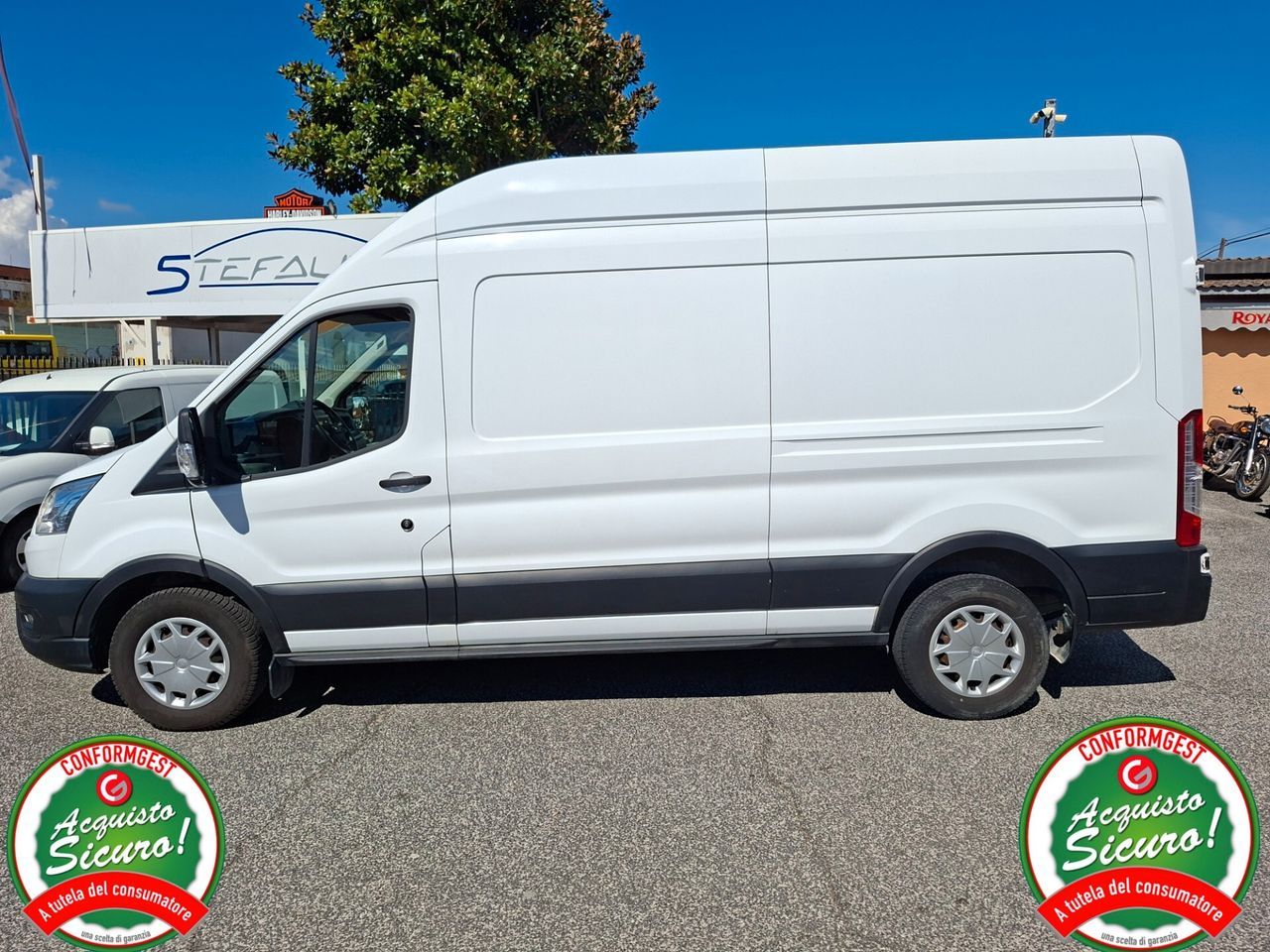 Ford Transit - 1