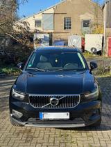 Volvo XC40 T3 -Motor + neu - Volvo XC40 Gebrauchtwagen in Mülheim (Ruhr)