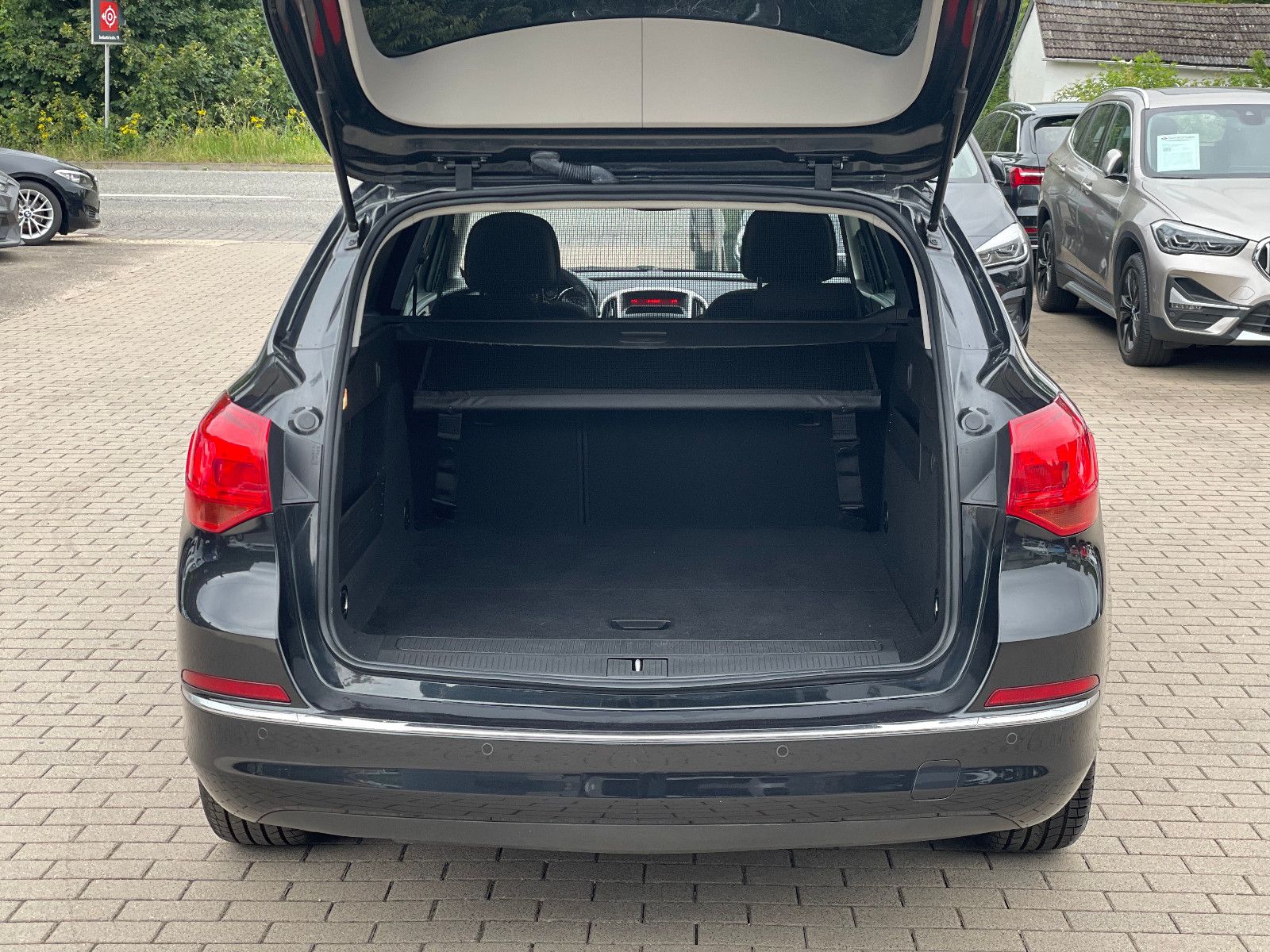 OPEL Astra, 2013, Benzin, 101 PS