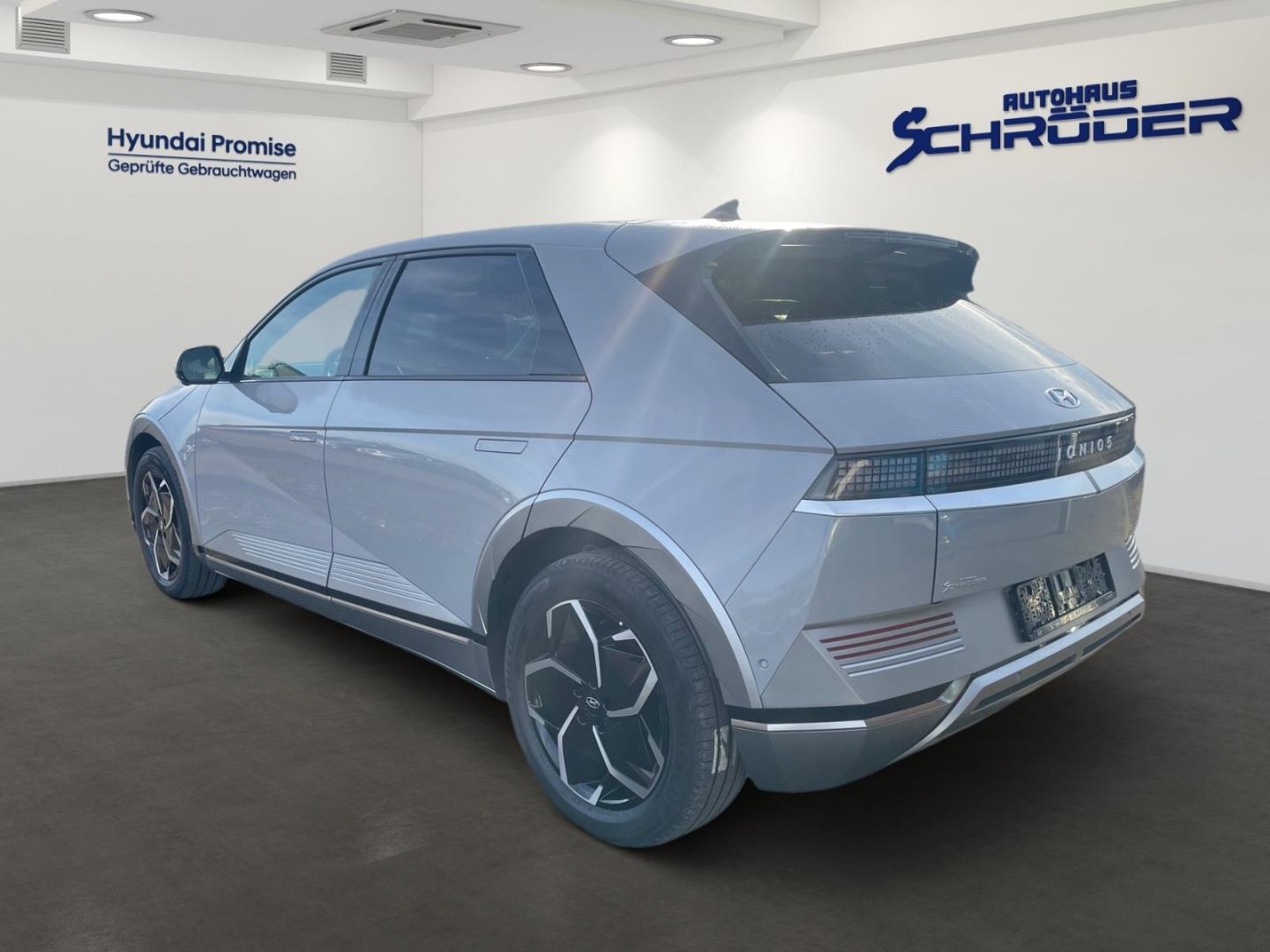 Fahrzeugabbildung Hyundai IONIQ 5 TECHNIQ (77,4kWh) Navigation Rückfahrkam