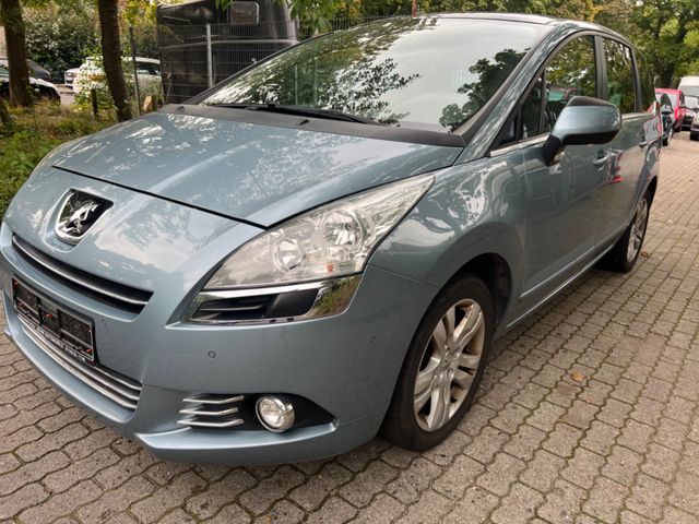 Peugeot 5008 1.6 Platinum 7 Sitze/Panoramadach/Tüv 04.25