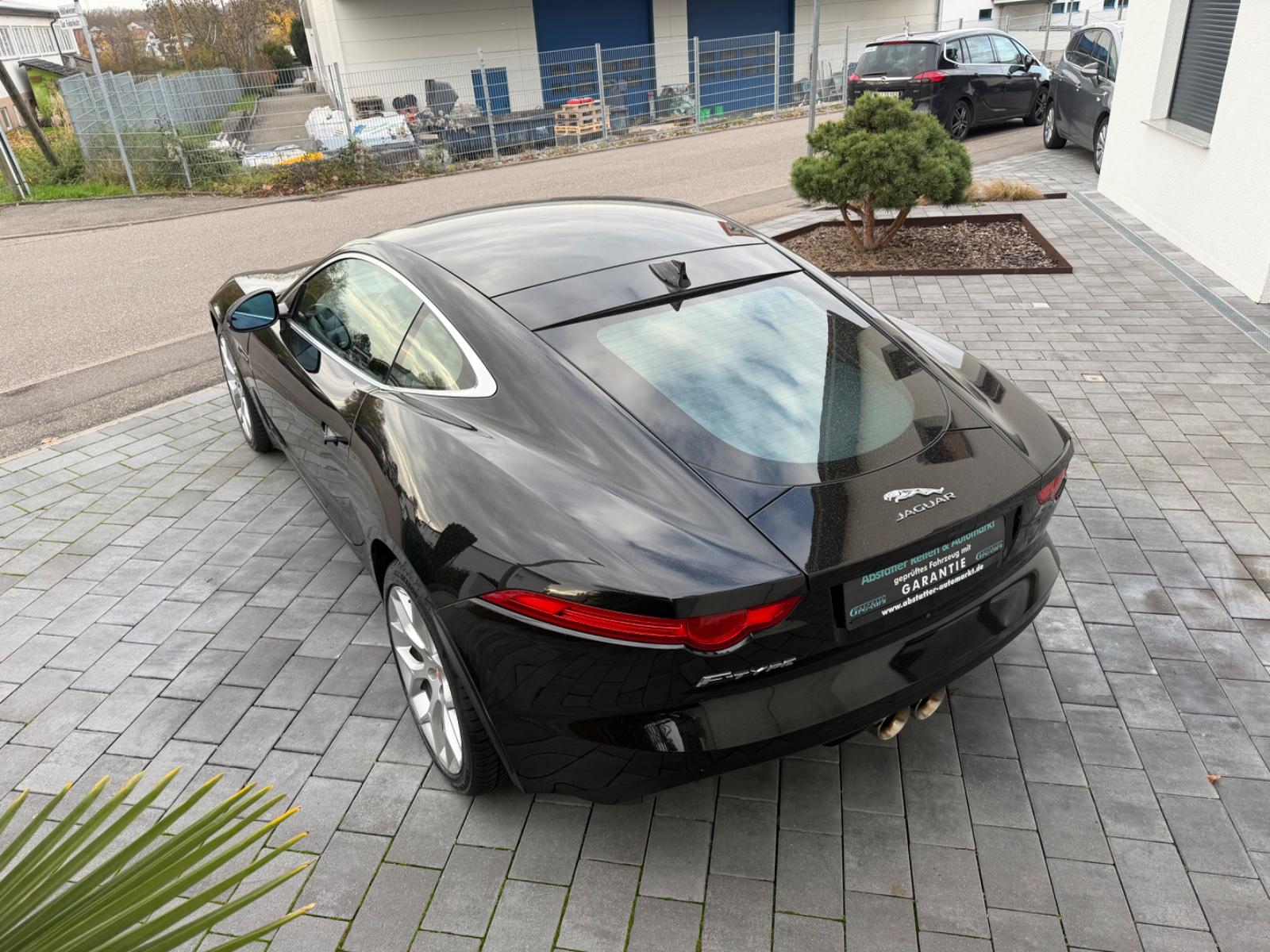 Jaguar F-Type Coupe 3.0 V6