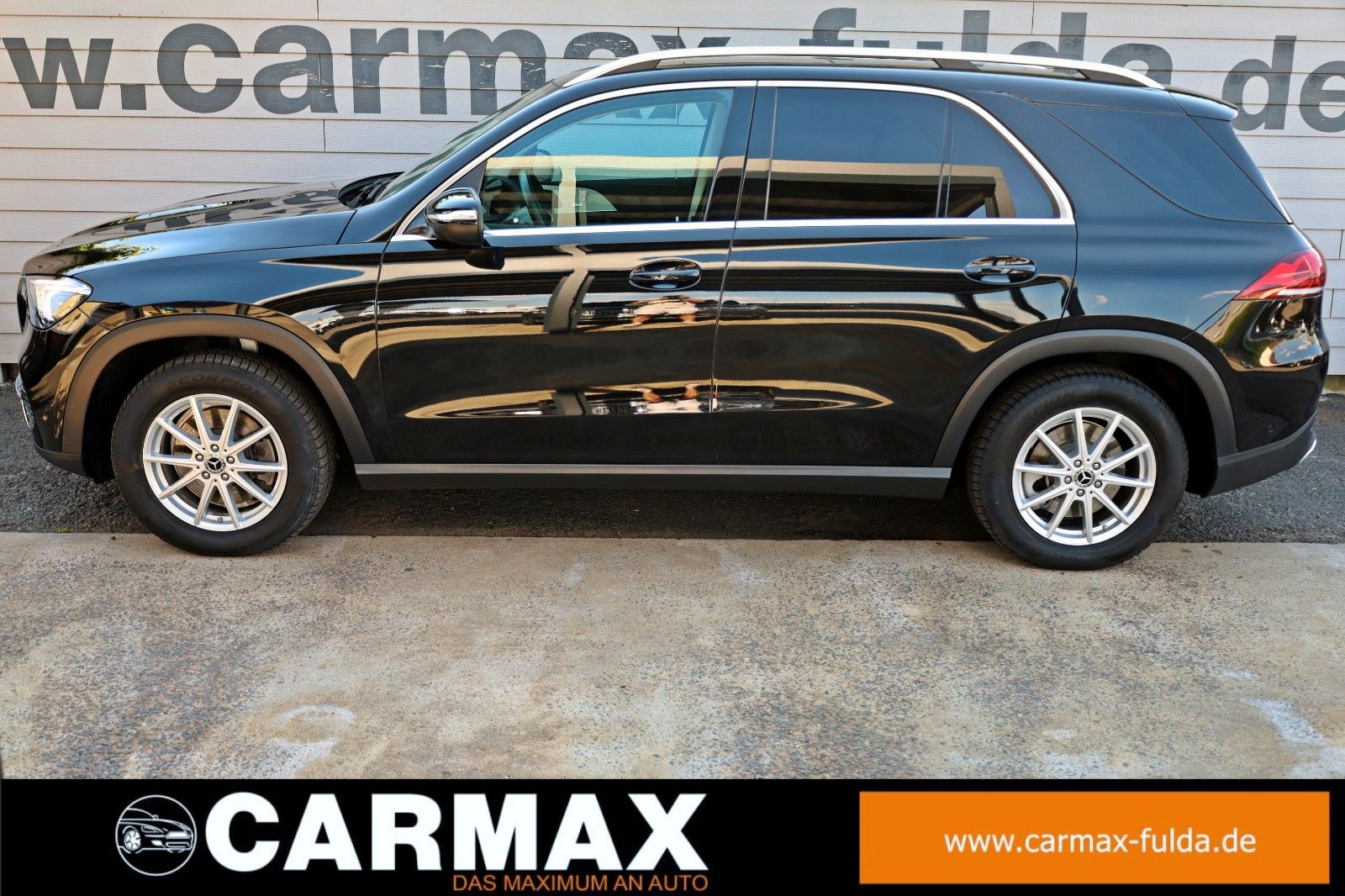 Fahrzeugabbildung Mercedes-Benz GLE 300 d 4Matic,Leder,Navi,LED,Kamera,Pano,AHK
