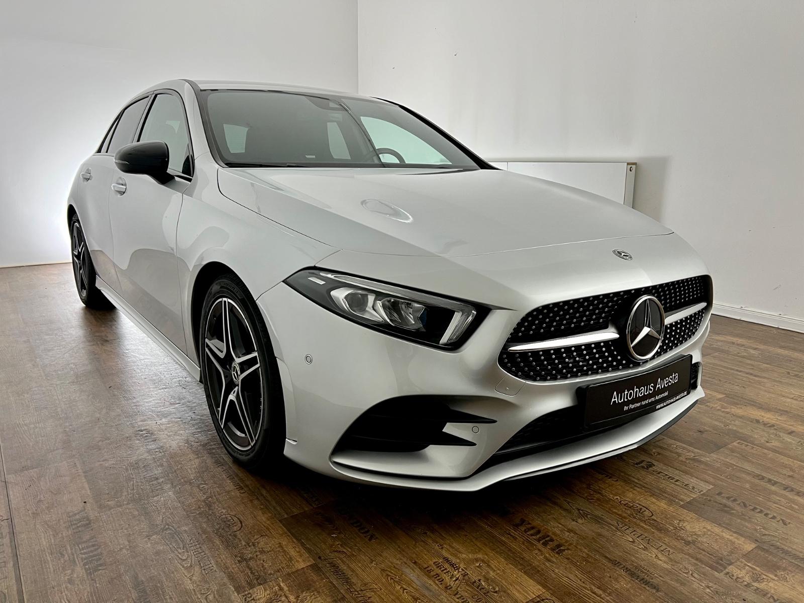 Mercedes-Benz A 220 4 MATIC / KEYLESS / AMG / AMBIENTE / 1.HD