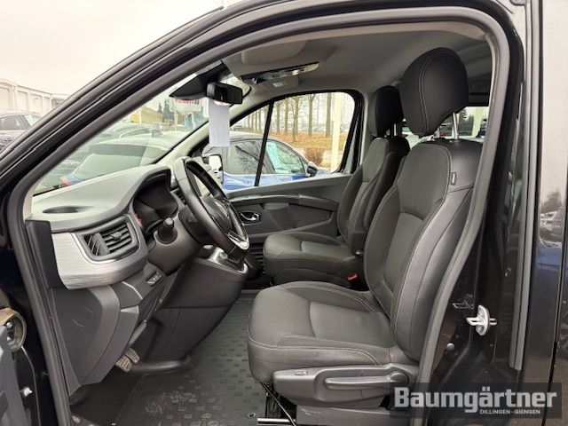 Fahrzeugabbildung Renault Trafic Combi SpaceClass Blue dCi 170 EDC 7-Sitze
