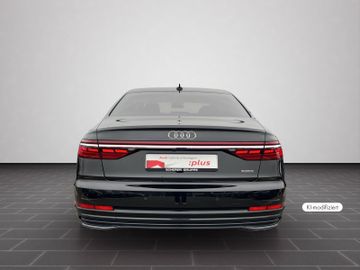 Audi A8 - 6