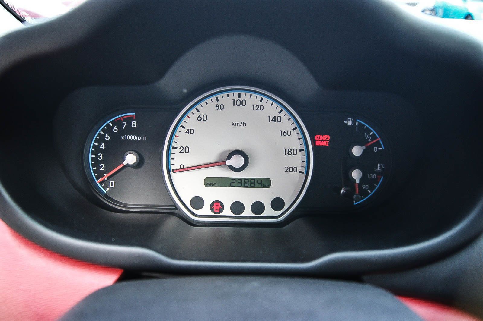 Fahrzeugabbildung Hyundai i10 1.2 Cool KLIMA AIRPLAY NAVIGATION 23.900km!!