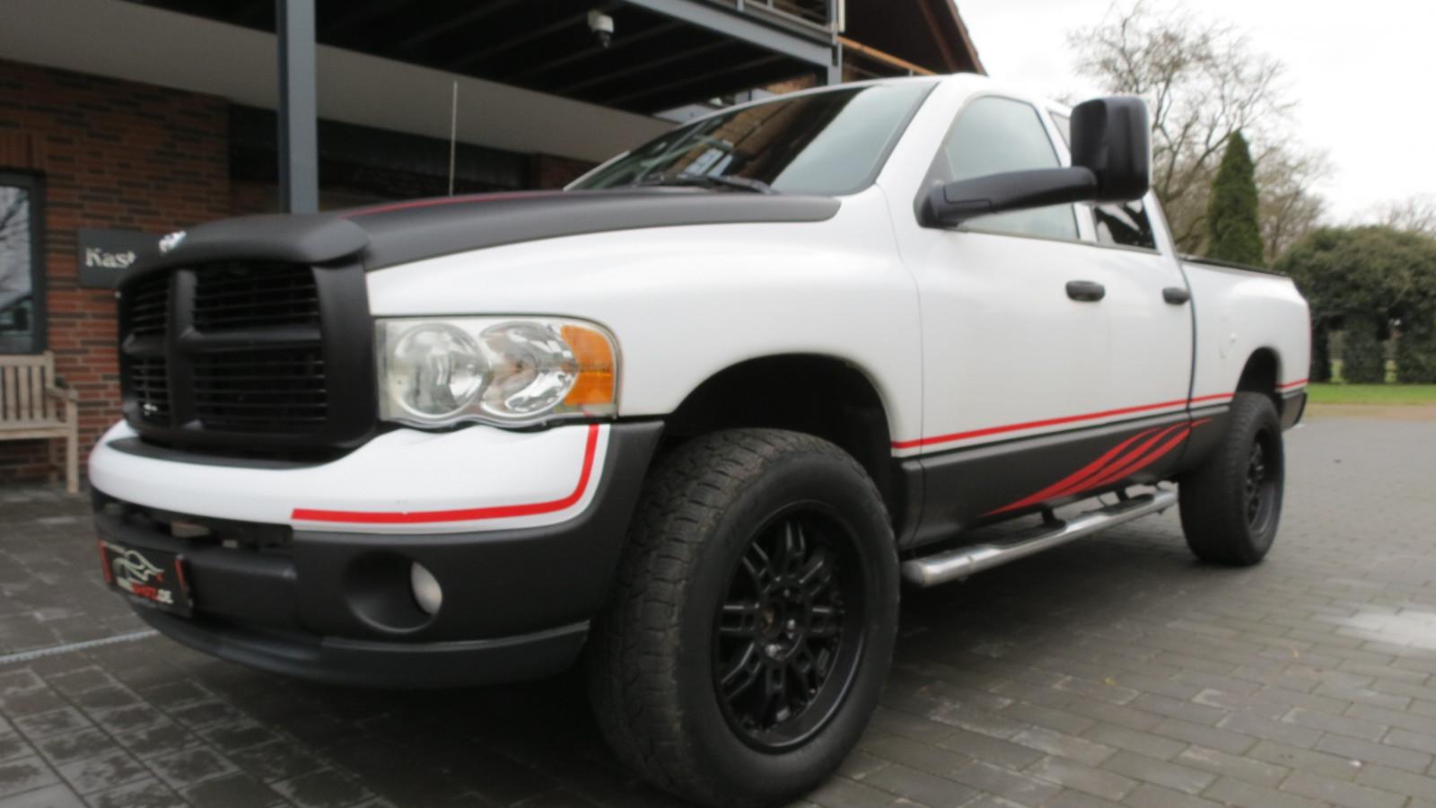 Dodge RAM/5,7 V8 HEMI QUAD CAB/ALLRAD/NAVI/LEDER/LPG/