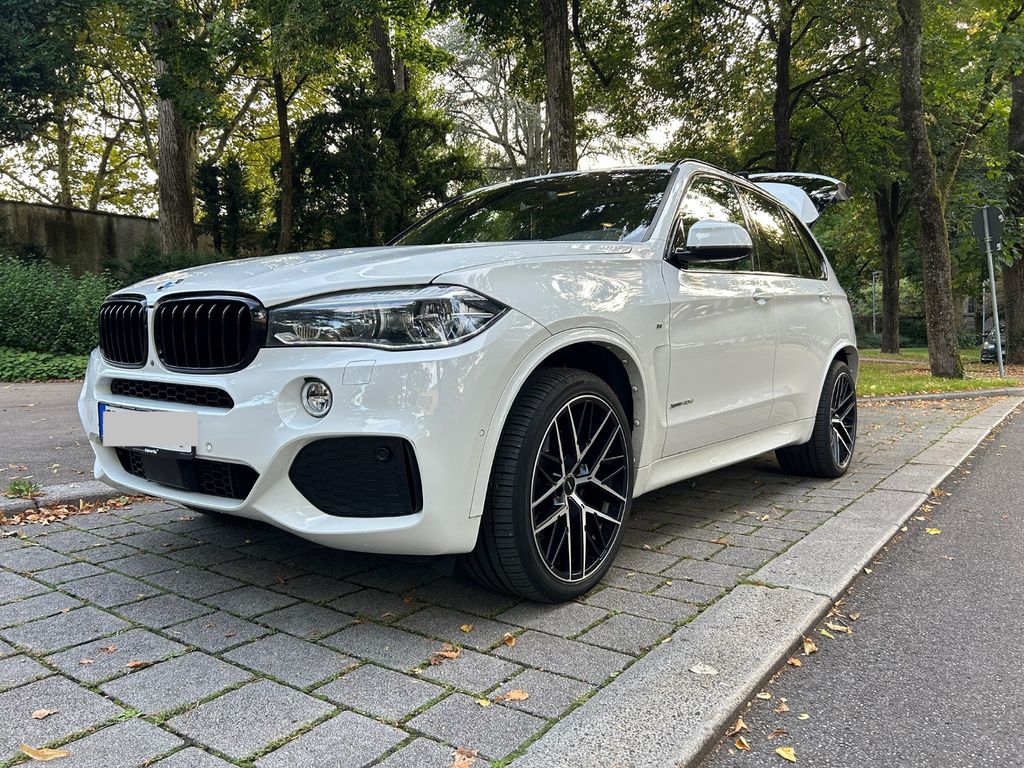Image of BMW X5