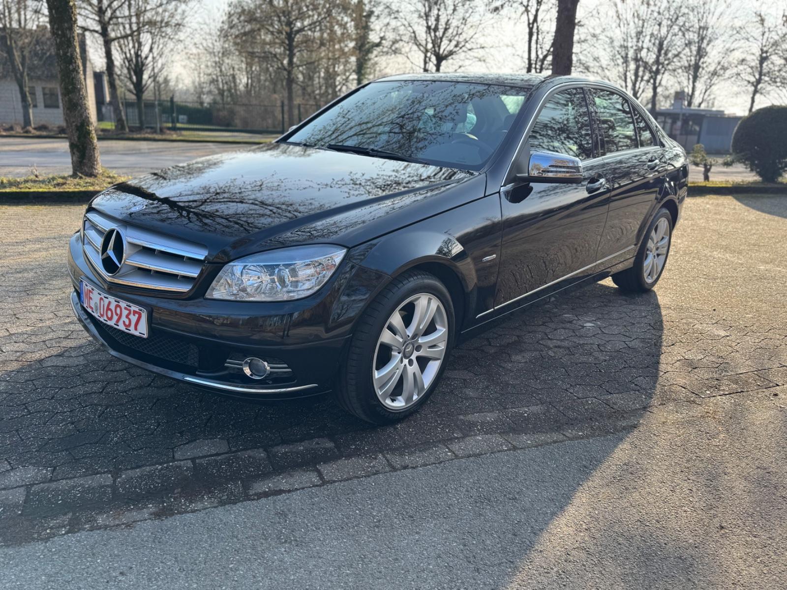 Mercedes-Benz C 180 CGI Avantgarde mit erst 73336 km !