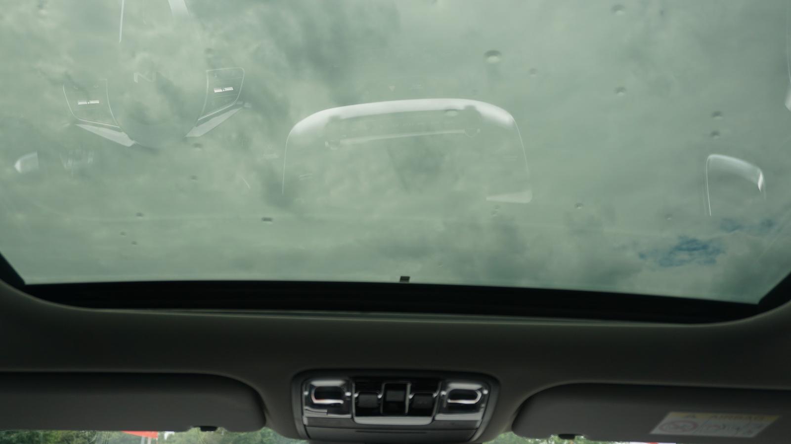 Kia XCeed 1.6 T-GDI Platinum Edition LED Panorama