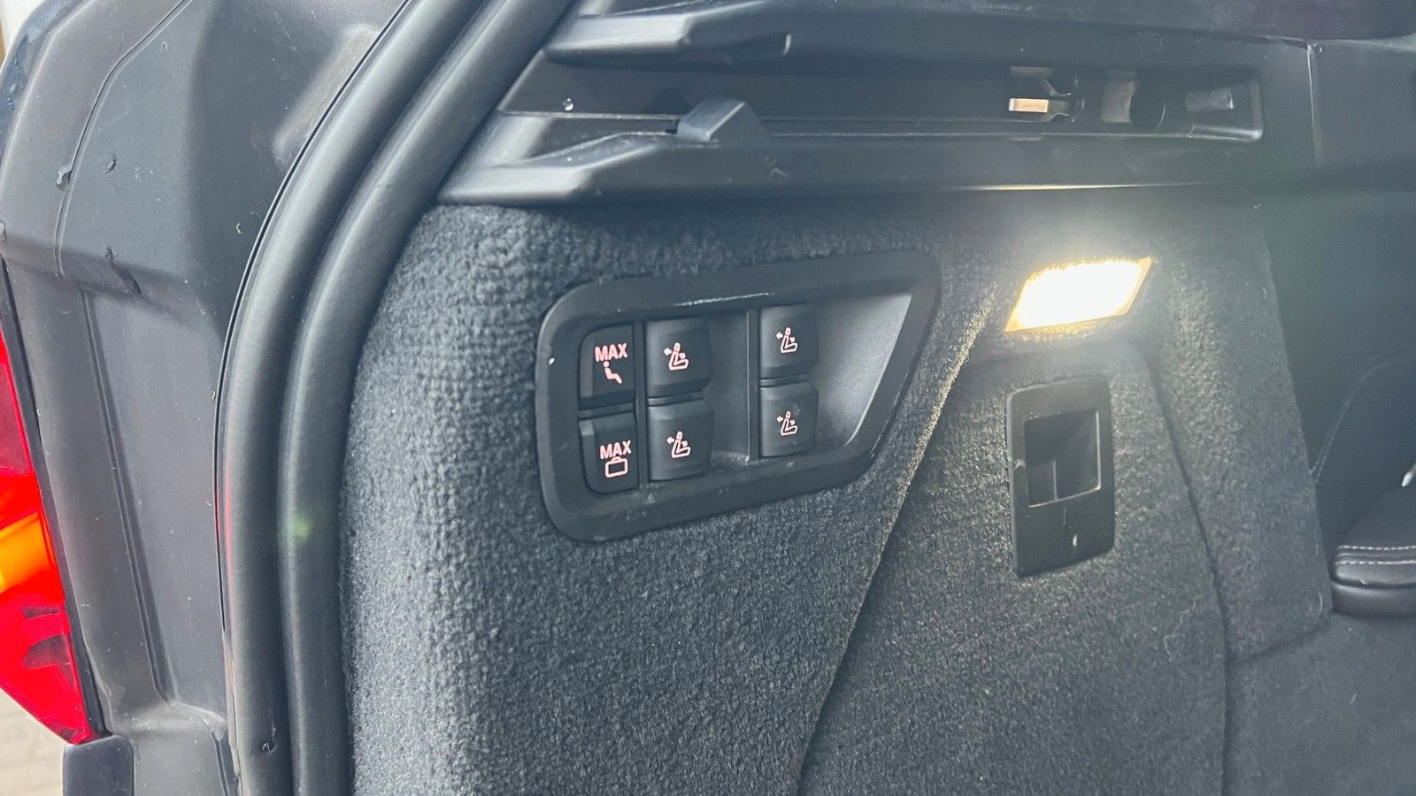 Fahrzeugabbildung BMW X7 M50 d *H/K*360°*PANO*AHK*M-Paket*HUD*Mietkauf