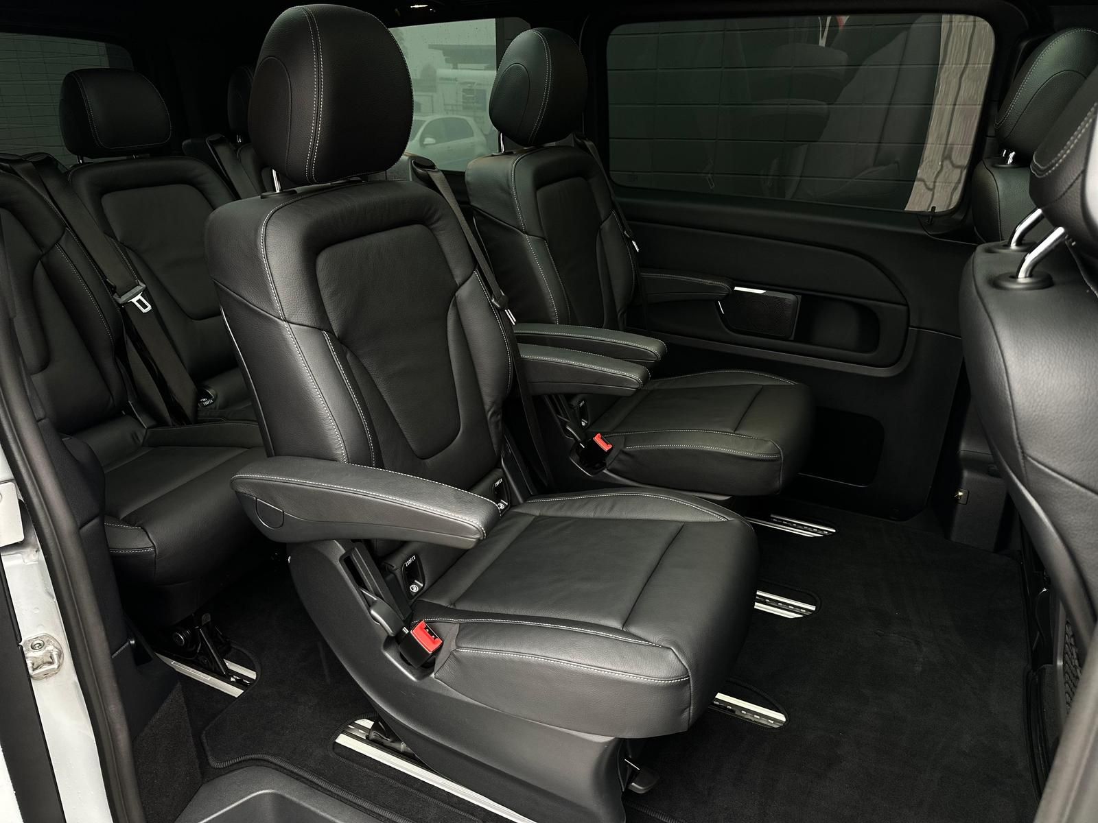 MERCEDES-BENZ V 250d EDITION 2020 AMG LANG* LED#AHK#PANO#SHZ - Image 17