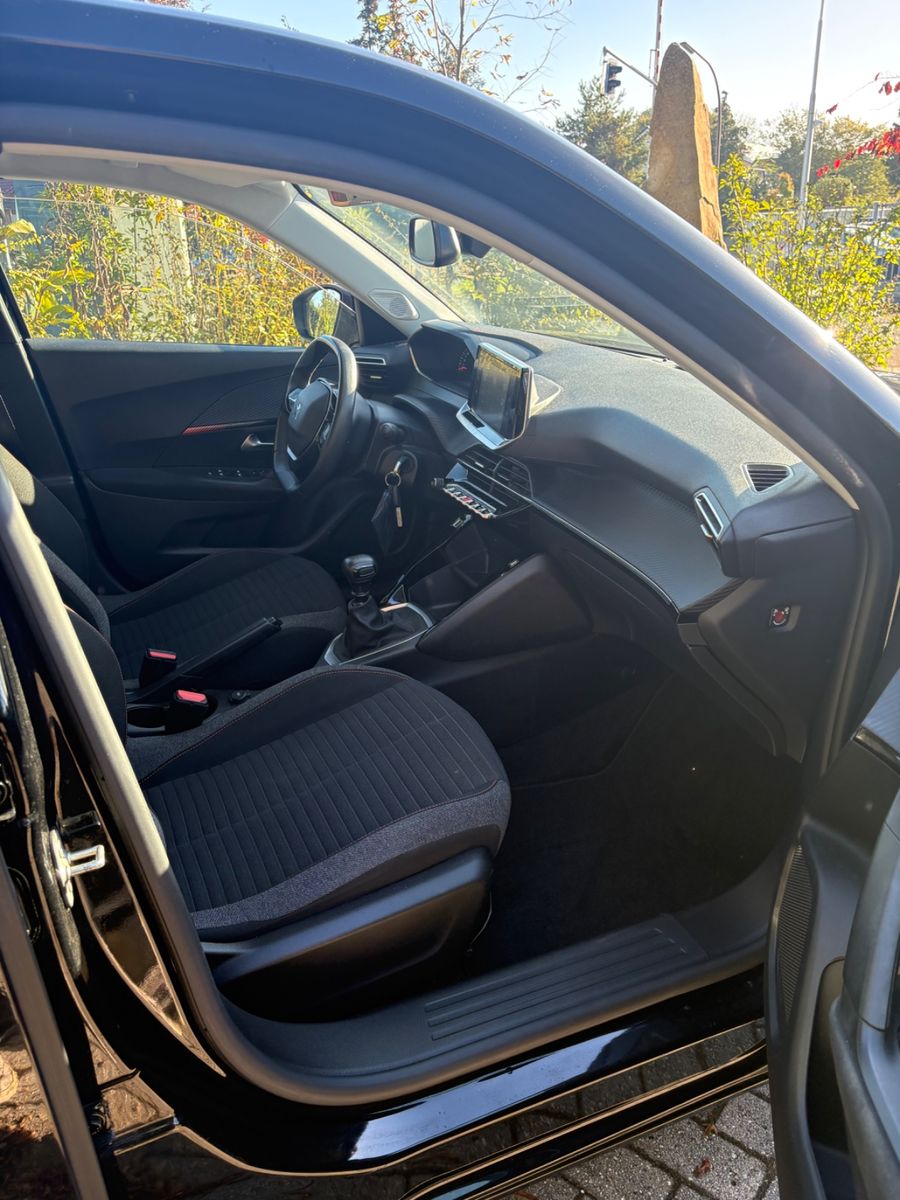 Foto 6 von PEUGEOT 2008