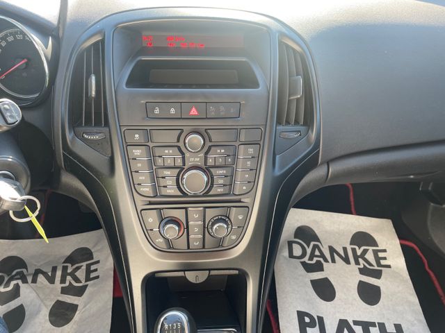 Opel Astra  J Sports Tourer Selection