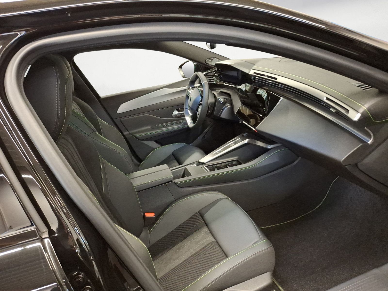 Peugeot 308 - Bild 8