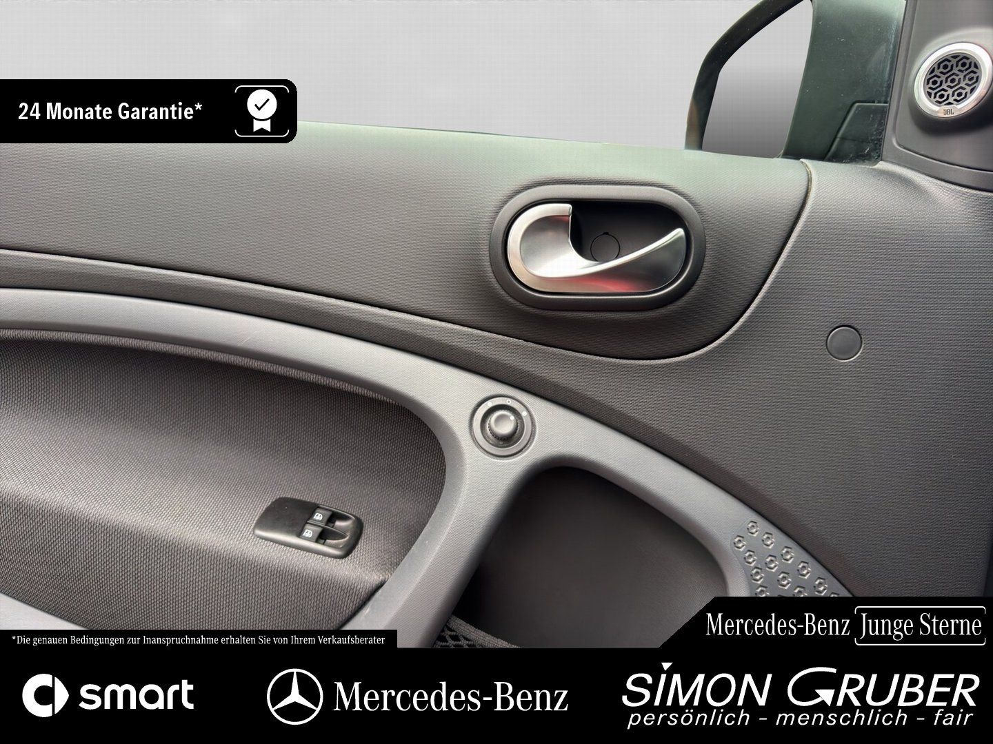 Fahrzeugabbildung Smart fortwo Cabrio EQ Exclusive JBL Winter 22KW