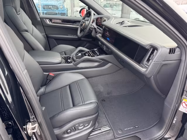 Porsche Cayenne 3.0 Coupe Black-Edition/2026 Prod./Full – 11