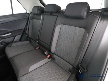 Volkswagen T-Roc - 8
